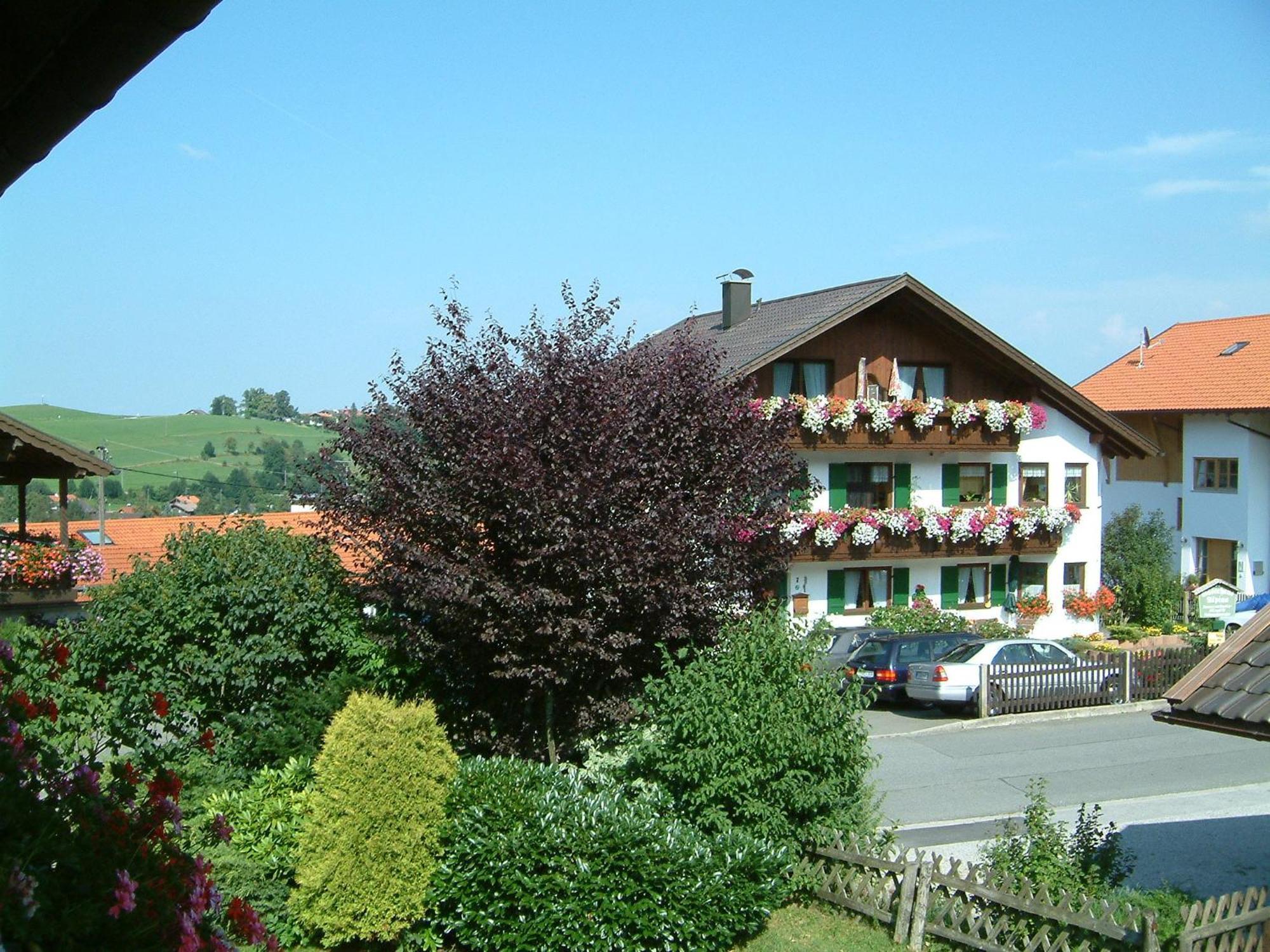 Gaestehaus Alpina Hotel Bad Kohlgrub Buitenkant foto