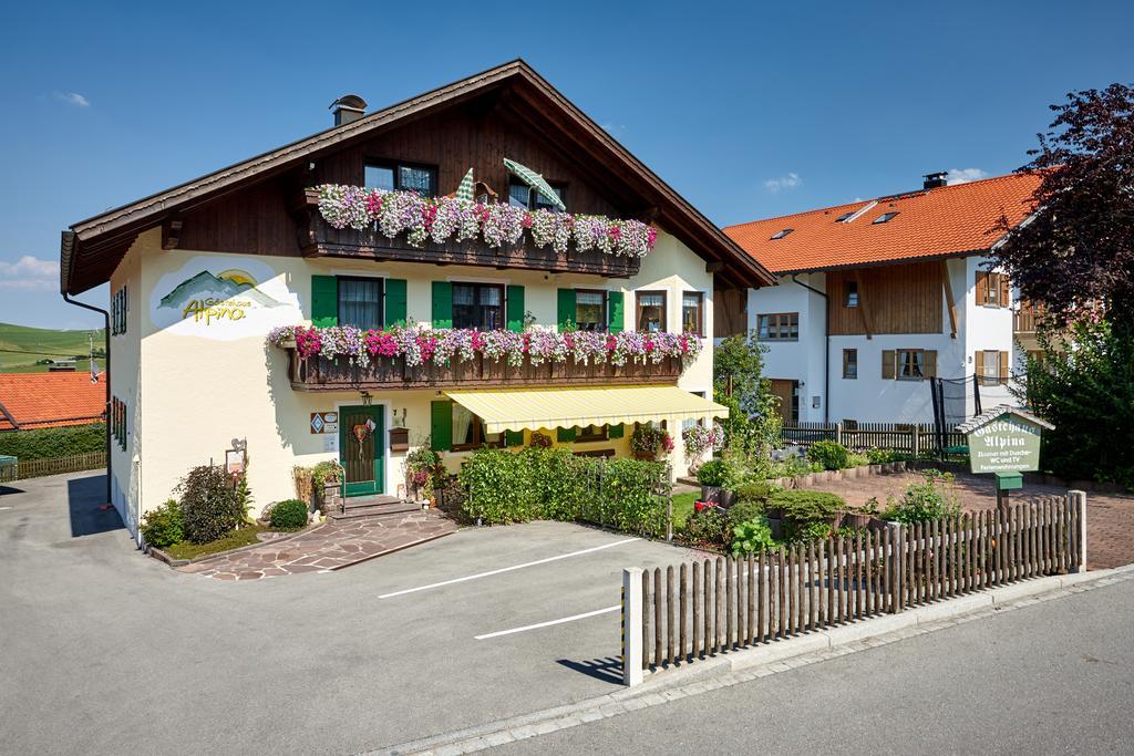 Gaestehaus Alpina Hotel Bad Kohlgrub Buitenkant foto